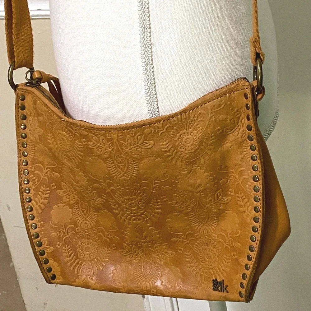 The Sak Saratoga Leather Crossbody Bag Ochre Earthy Boho Cowgirl Rodeo Western